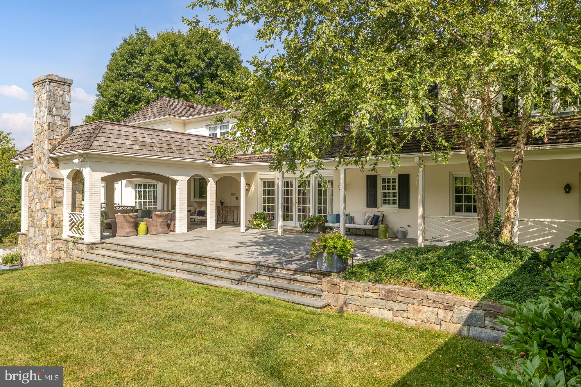 11101 Piney Meetinghouse Road Potomac, MD 20854 - Photo 75 of 96 Charming home with inviting patio.