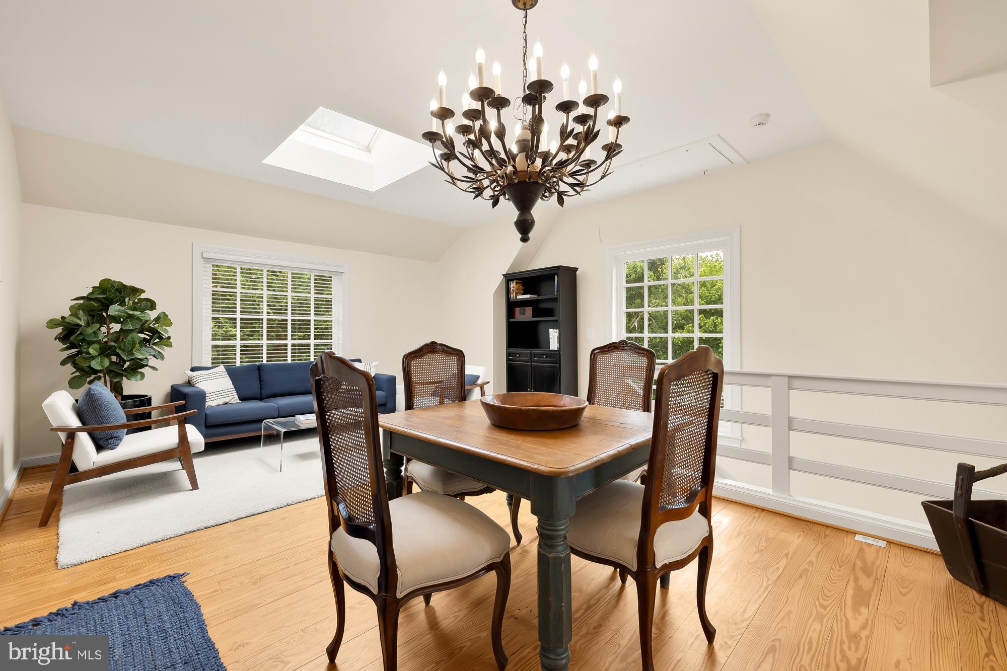 11101 Piney Meetinghouse Road Potomac, MD 20854 - Photo 79 of 96 Bright and airy dining space awaits.