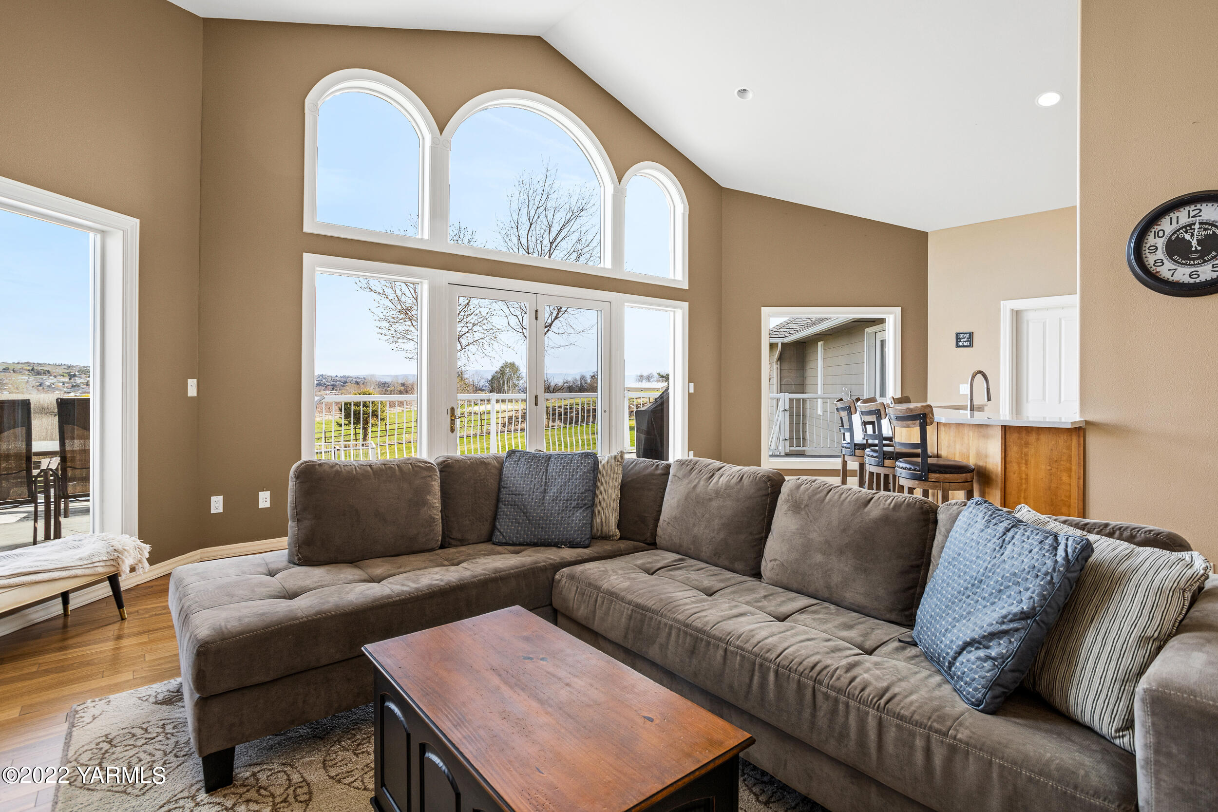 805 South Hennessy Road Yakima, WA 98908 - Photo 4 of 26 a living room with furniture and a large window