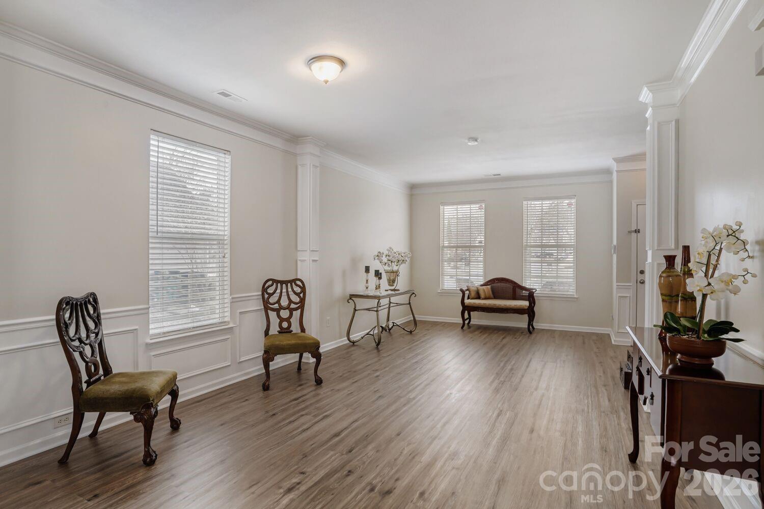 13622 Stringfellow Lane Charlotte, NC 28278 - Photo 4 of 11