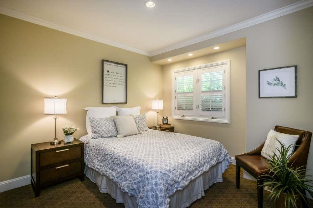 728 Crossway Road Burlingame, CA 94010 - Photo 16 of 33 Gallery Image 16