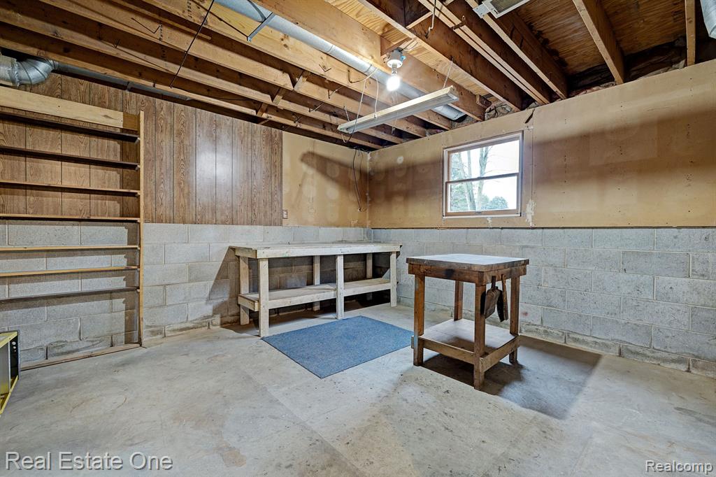 2175 Vernor Road Lapeer, MI 48446 - Photo 25 of 51