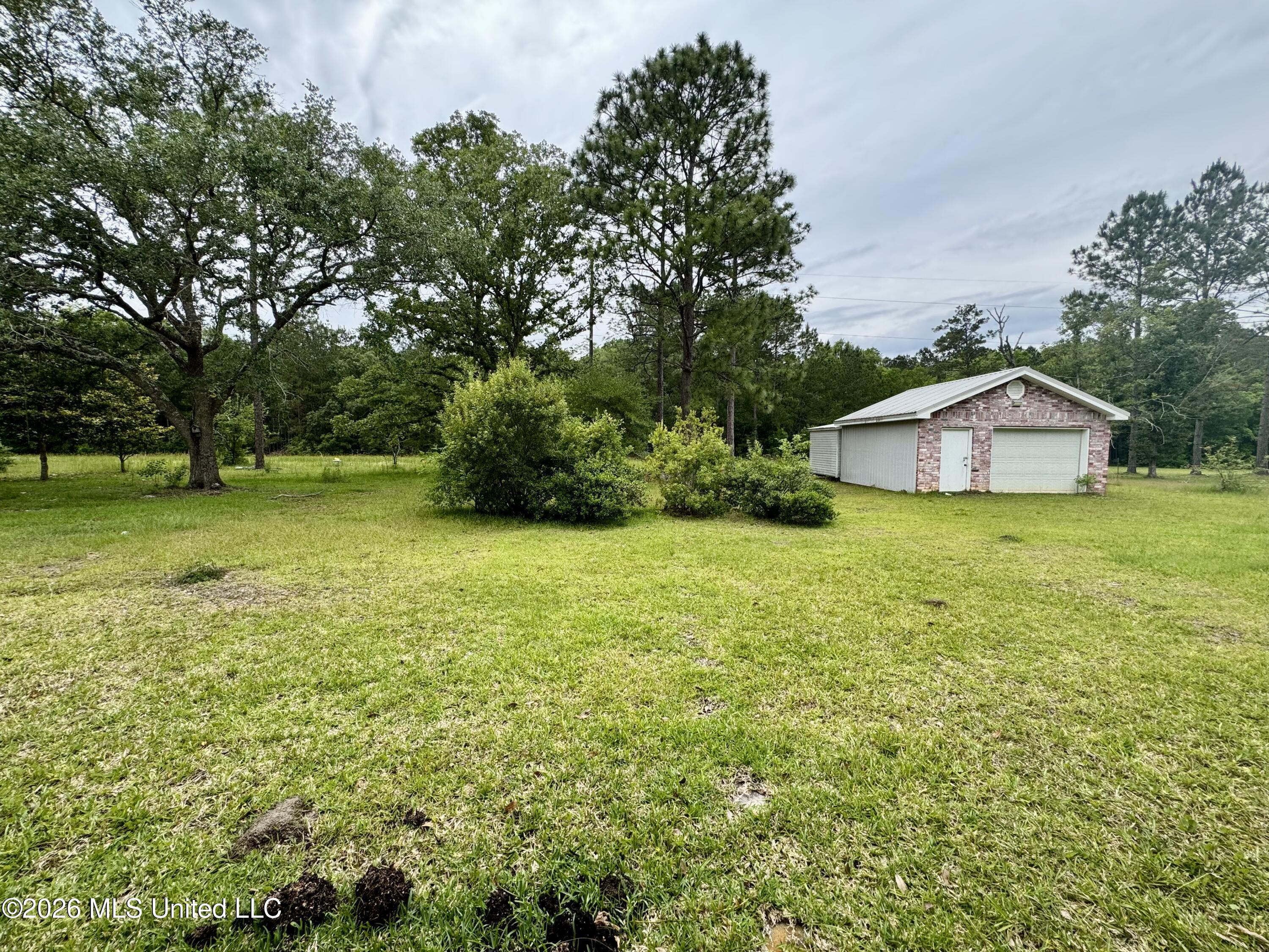 20 C G Smith Road Picayune, MS 39466 - Photo 26 of 29 cg smith rear workshop