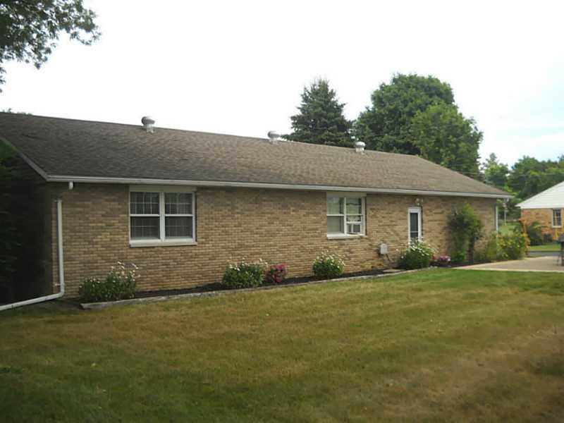 2695 Old Springfield Road Springfield, OH 45502 - Photo 4 of 18