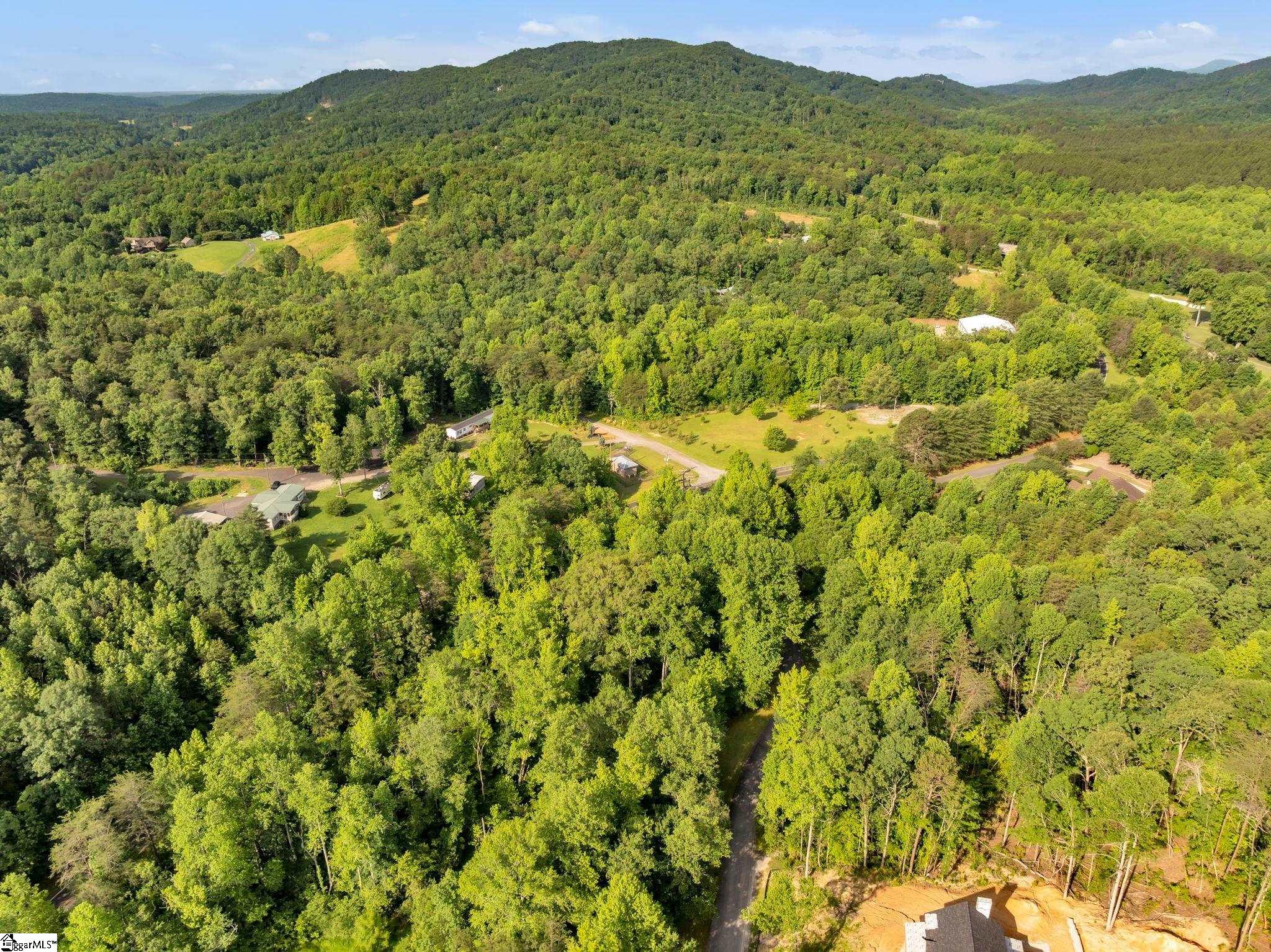 10 Queensmoor Road Travelers Rest, SC 29690 - Photo 5 of 13