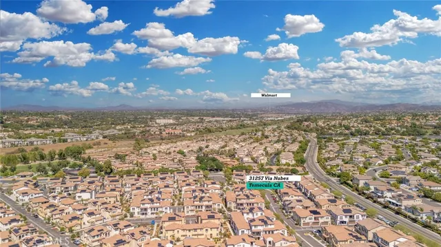 $575,000 | 45763 Via Nubes, Temecula, CA 92592