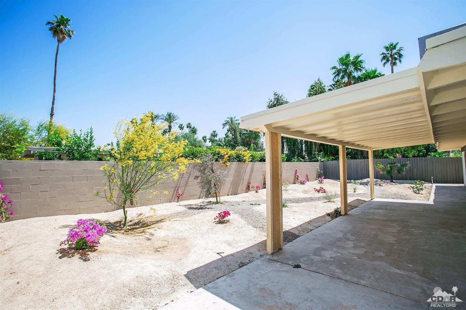 71933 Vista Del Rio Rancho Mirage, CA 92270 - Photo 7 of 32 a outdoor view with a sitting space