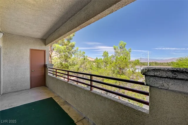 $1,675 | 1608 Sussex Street, Unit 203, Las Vegas, NV 89144