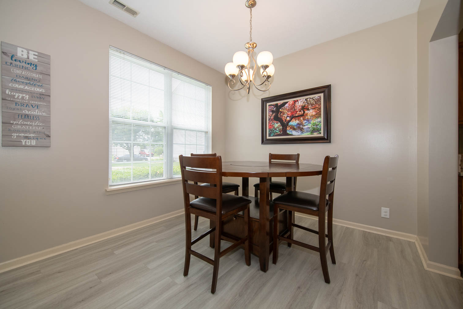 548 Reed Court Greenwood, IN 46143 - Photo 7 of 32