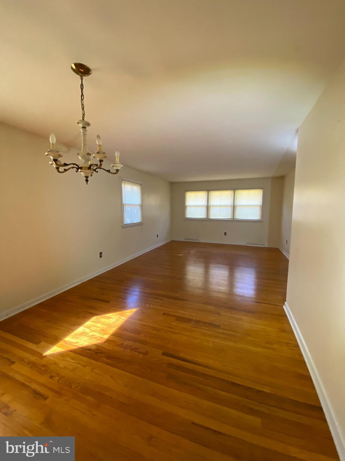1815 Newcombtown Road Millville, NJ 08332 - Photo 5 of 8 Gallery Image 5