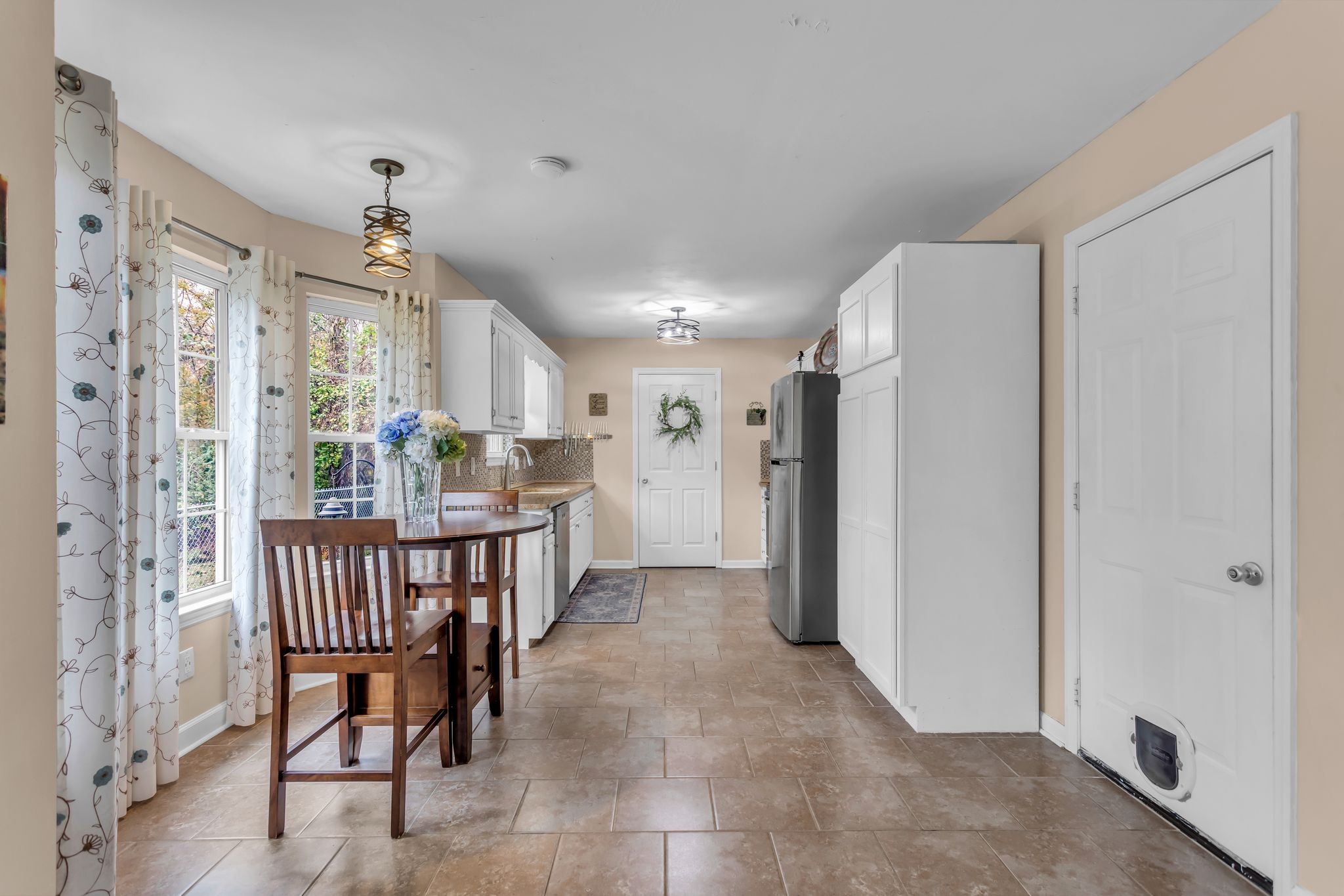 116 Jackson Street Mount Pleasant, TN 38474 - Photo 10 of 27 a view of kitchen with dining area