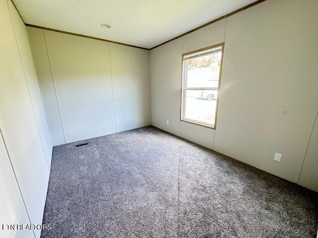 145 Mulberry Road Greeneville, TN 37745 - Photo 29 of 50 an empty room with a window