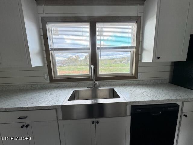 145 Mulberry Road Greeneville, TN 37745 - Photo 7 of 50 a kitchen with a sink and large window