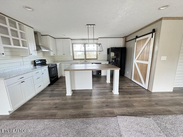145 Mulberry Road Greeneville, TN 37745 - Photo 9 of 50 a kitchen with a sink stove and refrigerator