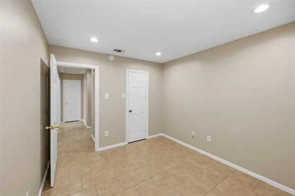$575,000 | 2801 Wayside Avenue, Fort Worth, TX 76110