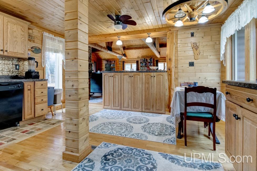 14281 Evergreen Road Rock, MI 49880 - Photo 7 of 78