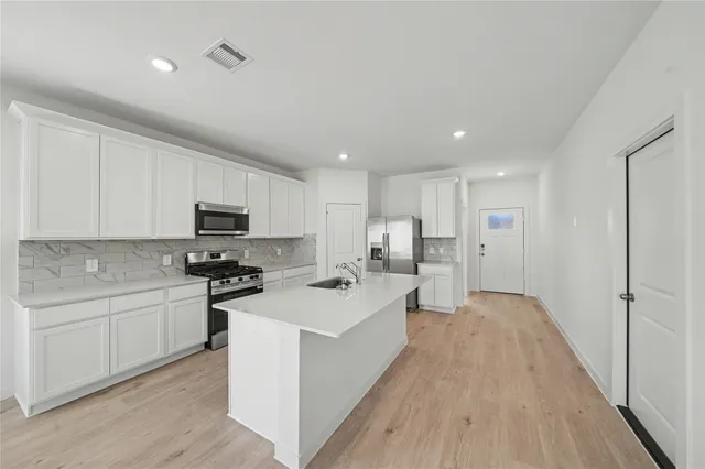 $2,500 | 4219 Gold Hl Lane, Fulshear, TX 77494