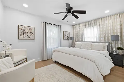 $498,500 | 706 39th Avenue Northeast, St. Petersburg, FL 33703