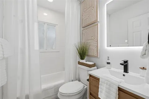 $498,500 | 706 39th Avenue Northeast, St. Petersburg, FL 33703