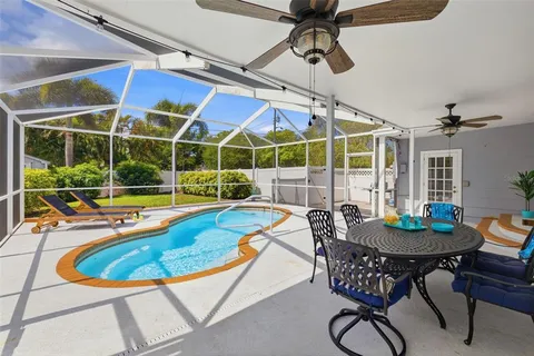 $498,500 | 706 39th Avenue Northeast, St. Petersburg, FL 33703