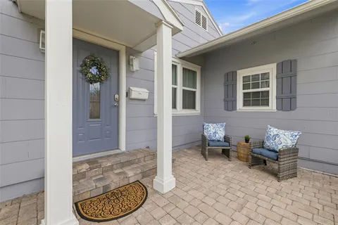 $498,500 | 706 39th Avenue Northeast, St. Petersburg, FL 33703