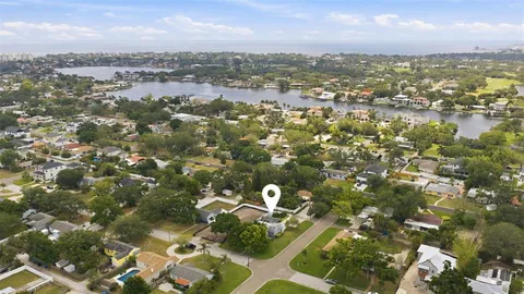 $498,500 | 706 39th Avenue Northeast, St. Petersburg, FL 33703