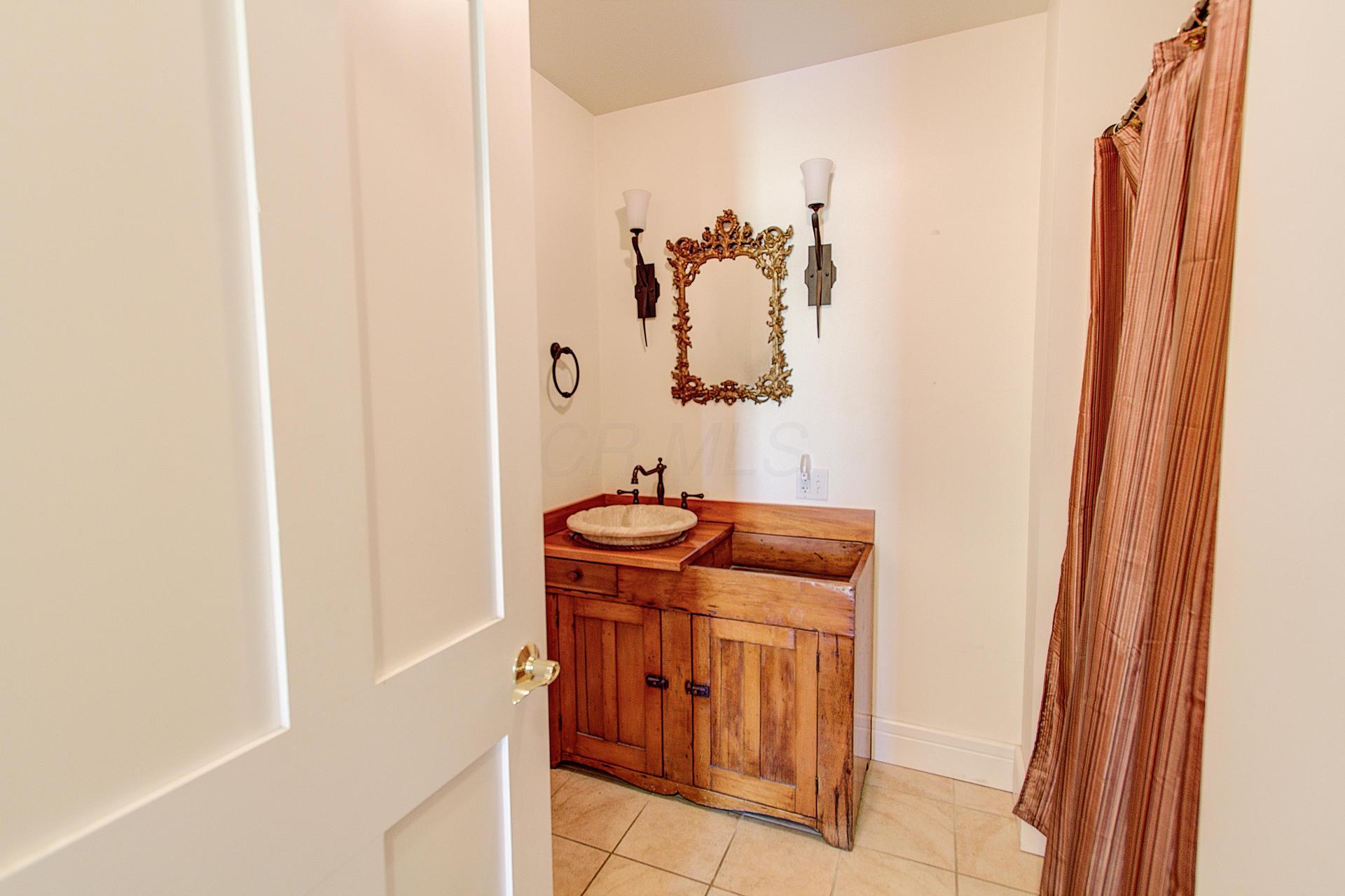 27607 Campbell Road Circleville, OH 43113 - Photo 13 of 24 Gallery Image 13
