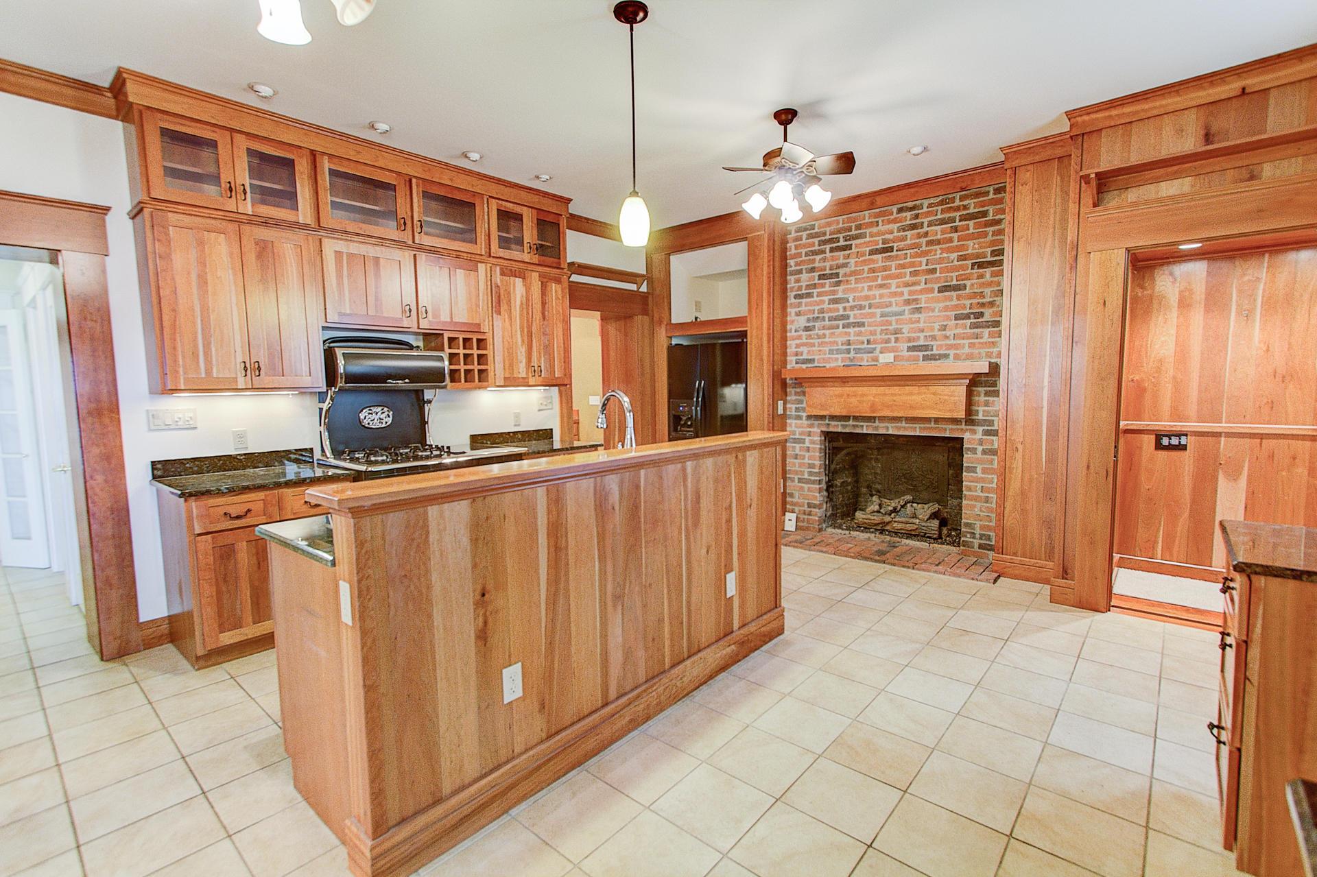 27607 Campbell Road Circleville, OH 43113 - Photo 6 of 24 Gallery Image 6