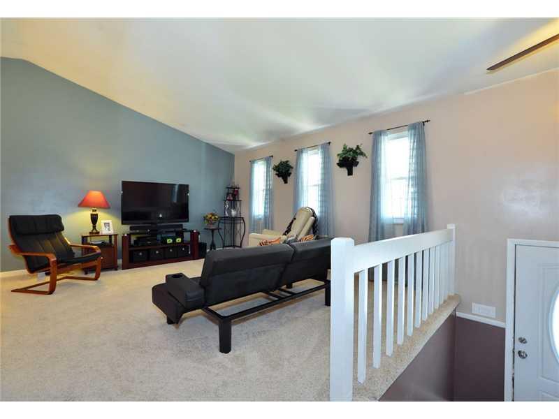 3436 Huntertown Road Allison Park, PA 15101 - Photo 2 of 18 Living Room.