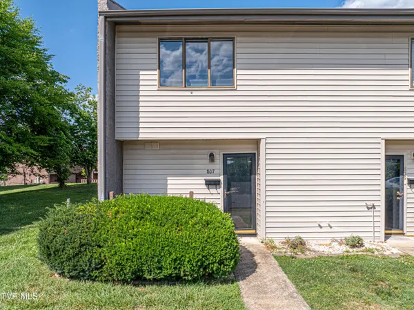 $149,000 | 807 7th Street, Unit 807, Bristol, TN 37620