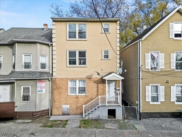 $2,500 | 132 East Main Street, Paterson, NJ 07522