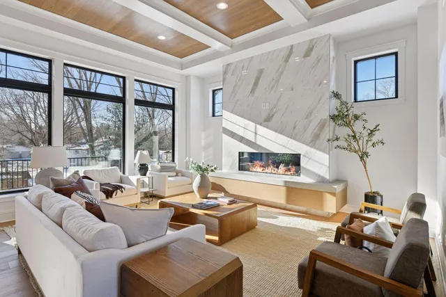 $2,250,000 | 12803 Woodhaven Place, Minnetonka, MN 55305