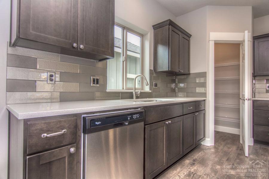 62911 Daniel Road Bend, OR 97701 - Photo 10 of 22 Additional Photo