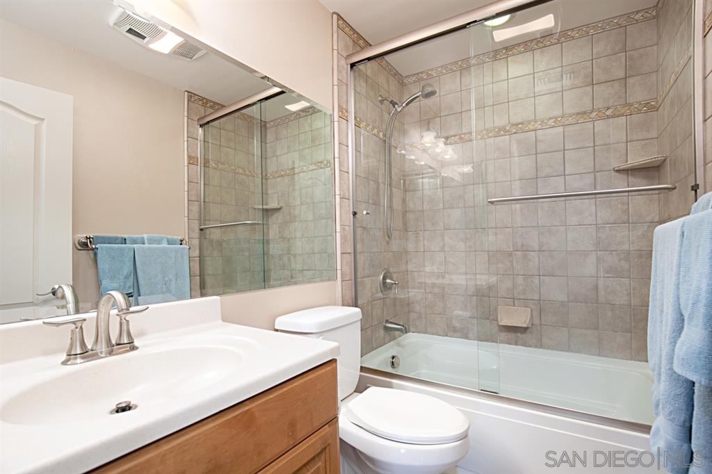 1774 Roble Grande Road Alpine, CA 91901 - Photo 20 of 25