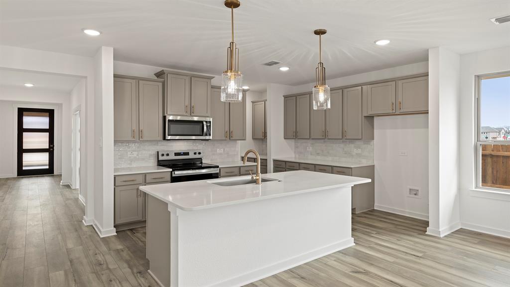2307 Ryehill Road Forney, TX 75126 - Photo 4 of 25 Olive Kitchen