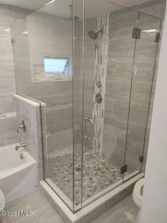 $2,150 | 122 North Ferry Street, Unit 1, Schenectady, NY 12305