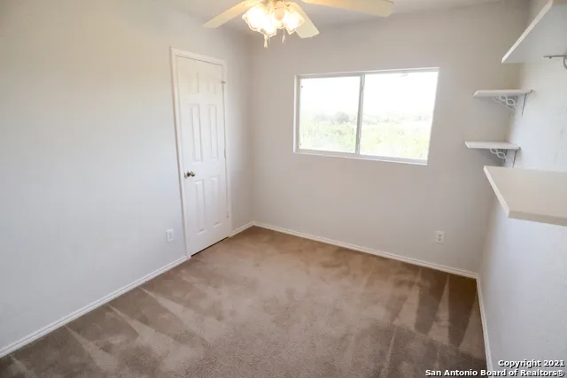 $2,100 | 23923 Wimberly Oaks, San Antonio, TX 78261