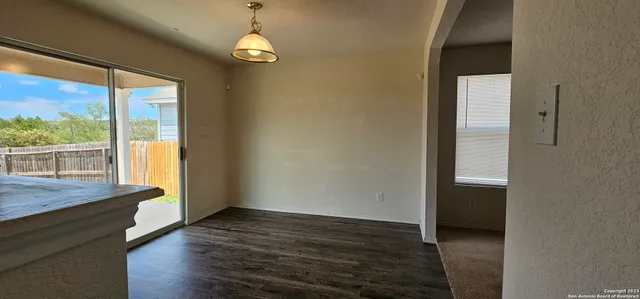 $2,100 | 23923 Wimberly Oaks, San Antonio, TX 78261