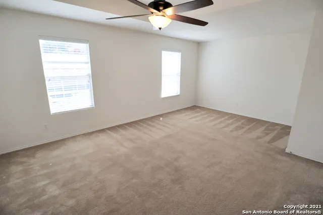 $2,100 | 23923 Wimberly Oaks, San Antonio, TX 78261