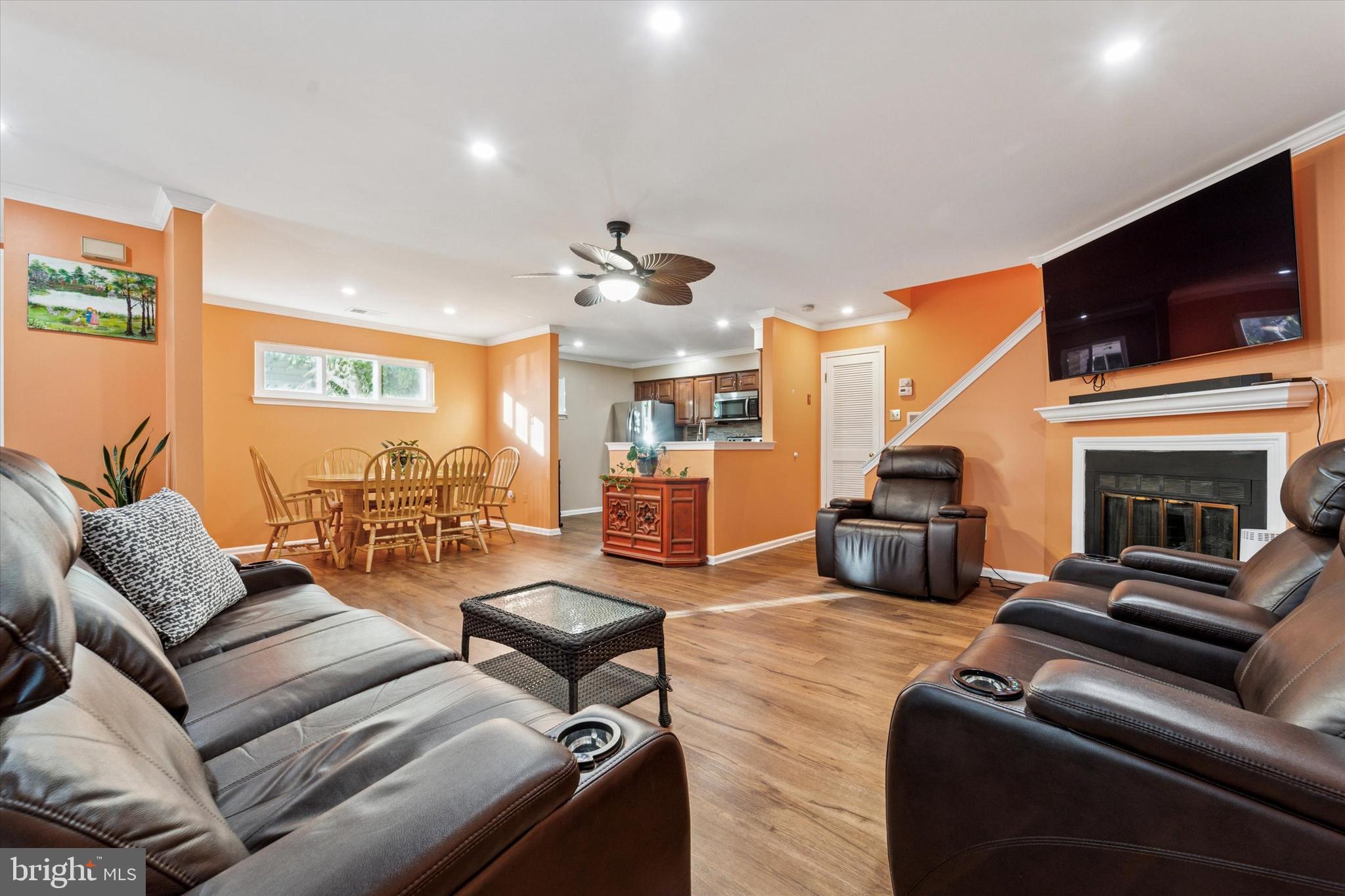 31 Ashley Court, Unit 31 Glen Mills, PA 19342 - Photo 6 of 19 a living room with furniture and a flat screen tv