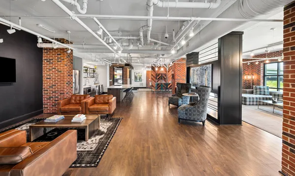 $1,825 | 601 Meeting Street, Unit GATEWAY, Charleston, SC 29403