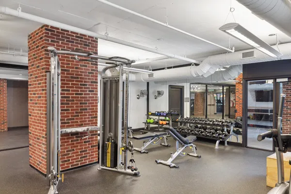 $1,825 | 601 Meeting Street, Unit GATEWAY, Charleston, SC 29403