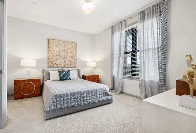 $2,196 | 601 Meeting Street, Unit WOODBURN, Charleston, SC 29403