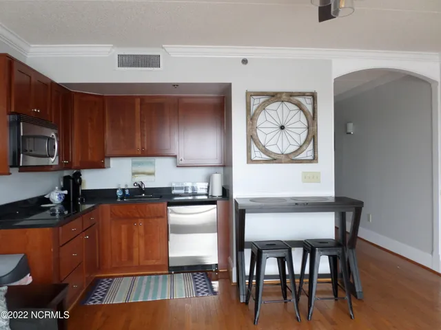 $1,550 | 106 North Water Street, Unit 604, Wilmington, NC 28401