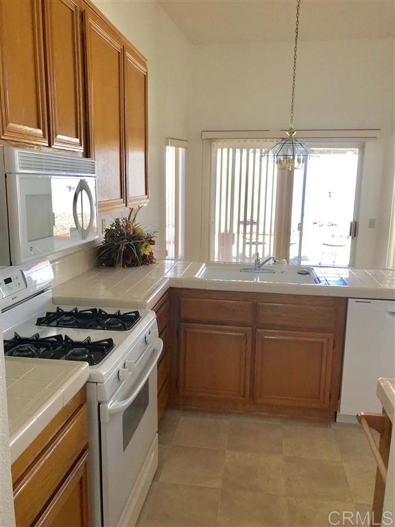 5935 Riviera Avenue Banning, CA 92220 - Photo 5 of 25