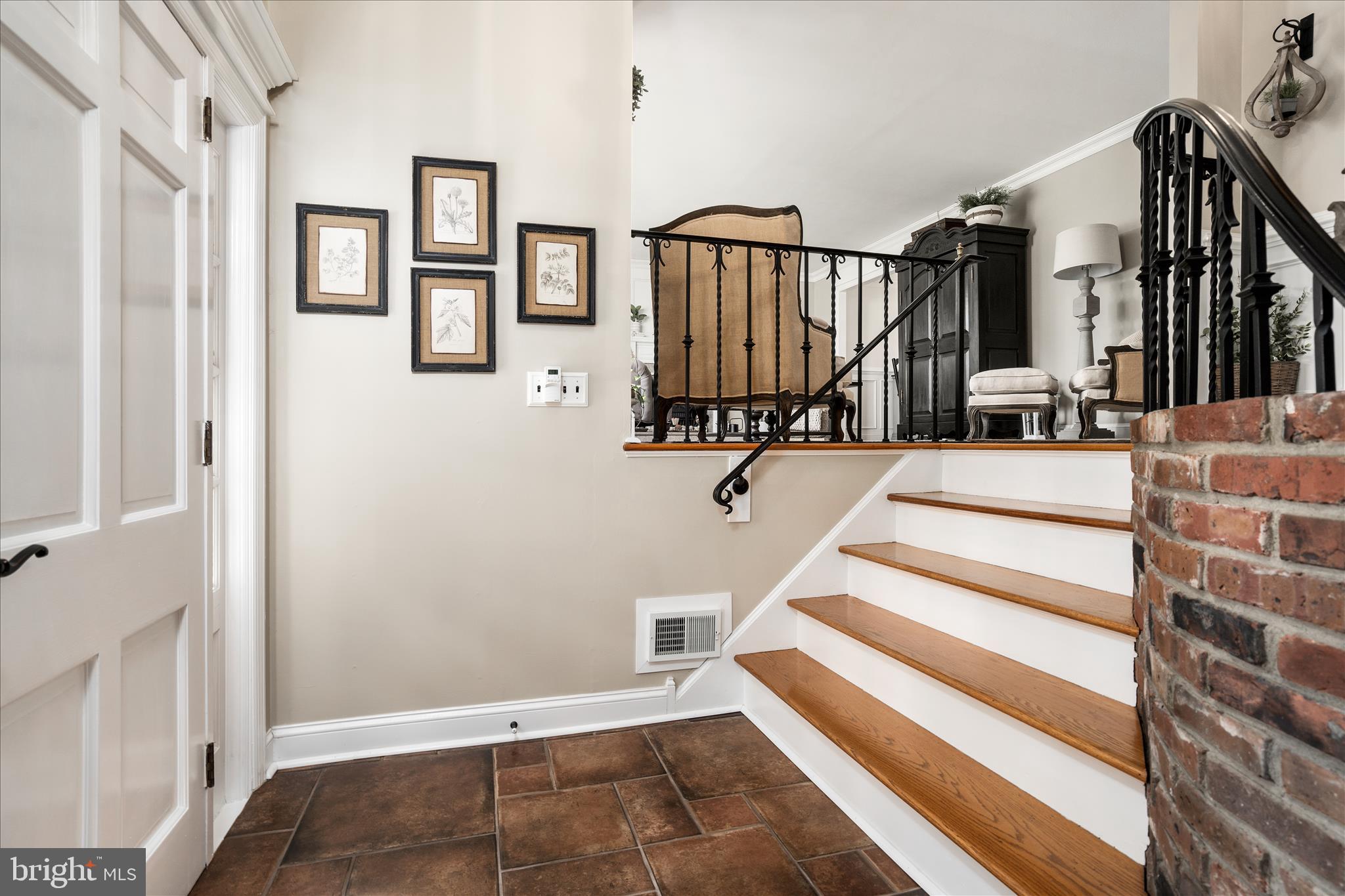 53 Tindall Road Robbinsville, NJ 08691 - Photo 4 of 46 Gallery Image 4