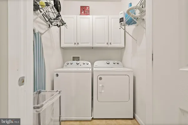 $2,750 | 3840 Lightfoot Street, Unit 348, Chantilly, VA 20151