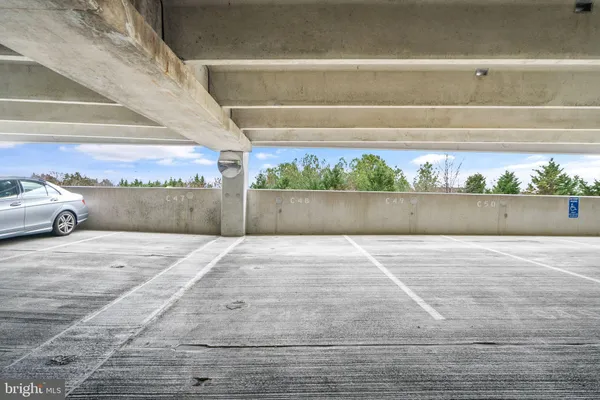 $2,750 | 3840 Lightfoot Street, Unit 348, Chantilly, VA 20151