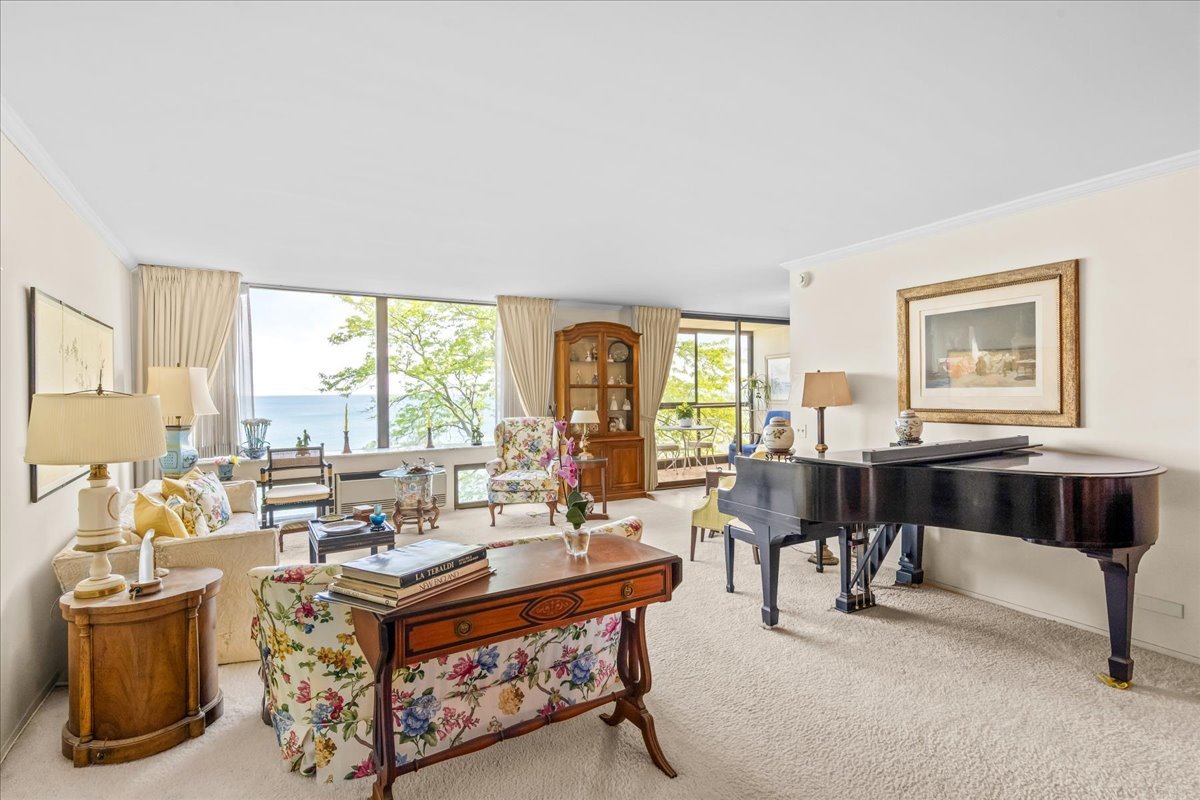 1500 Sheridan Road, Unit 2I Wilmette, IL 60091 - Photo 4 of 29