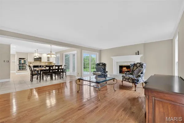 $975,000 | 1645 Mason Knoll Road, Town and Country, MO 63131